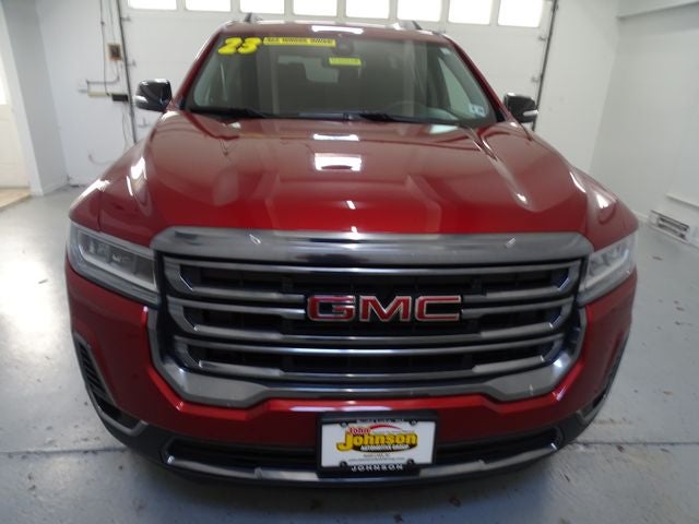 2023 GMC Acadia AT4