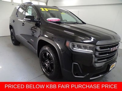 2023 GMC Acadia AT4