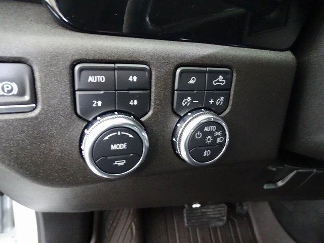 2024 GMC Sierra 3500HD SLT