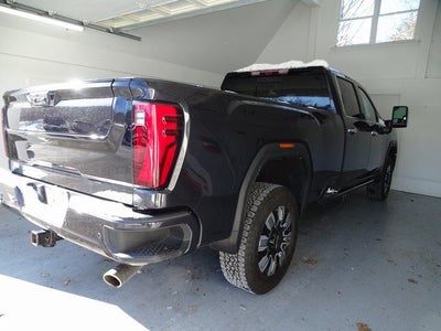 2024 GMC Sierra 3500HD Denali