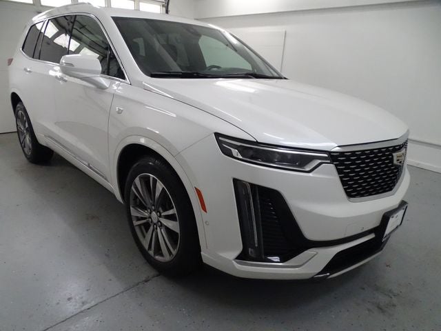 2022 Cadillac XT6 Premium Luxury