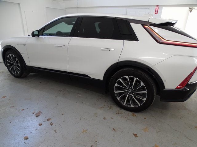 2024 Cadillac LYRIQ Sport