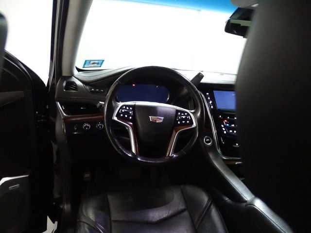 2018 Cadillac Escalade Luxury