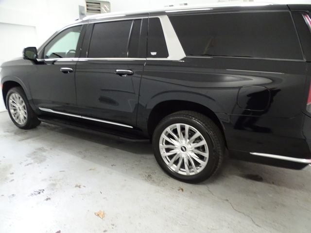 2023 Cadillac Escalade ESV Premium