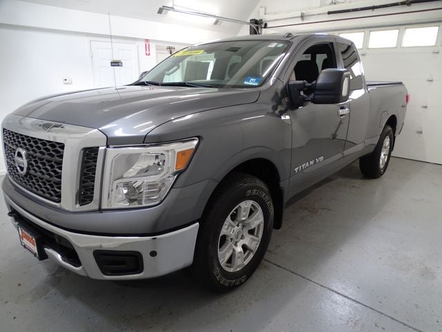 2018 Nissan Titan SV