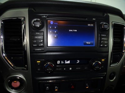 2017 Nissan Titan SL