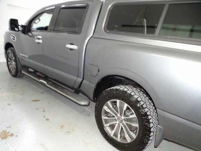 2017 Nissan Titan SL