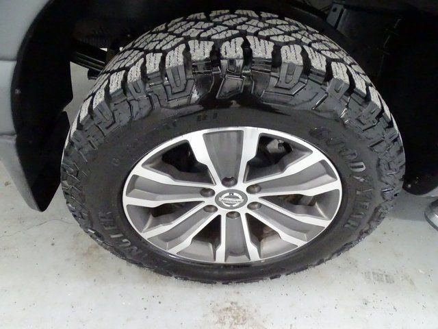 2017 Nissan Titan SL