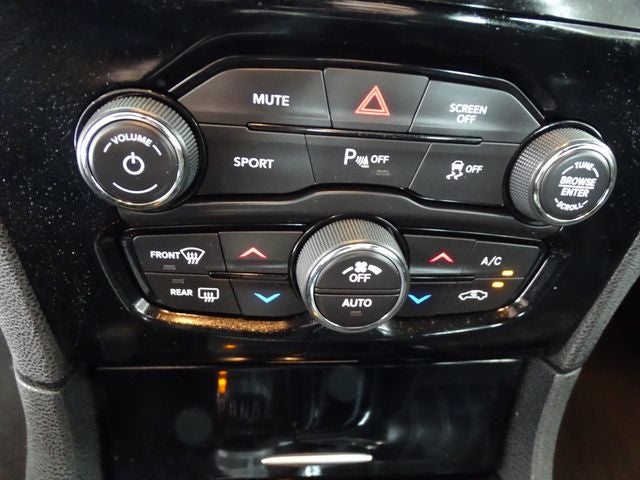 2022 Chrysler 300 S