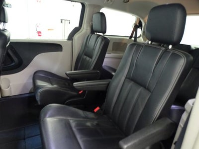 2013 Chrysler Town & Country Touring