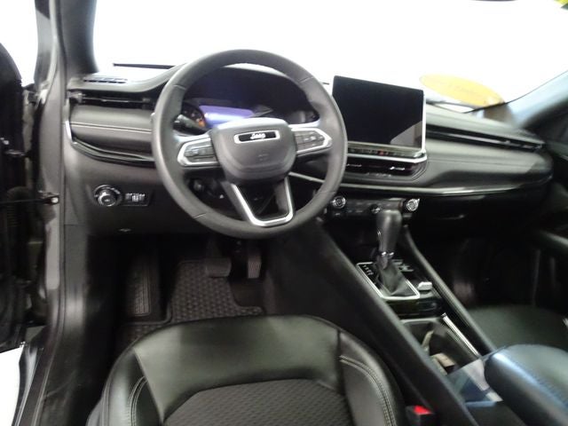 2023 Jeep Compass Altitude