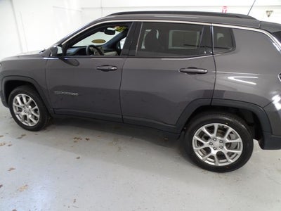 2024 Jeep Compass Latitude Lux