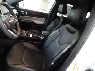 2023 Jeep Compass Latitude Lux