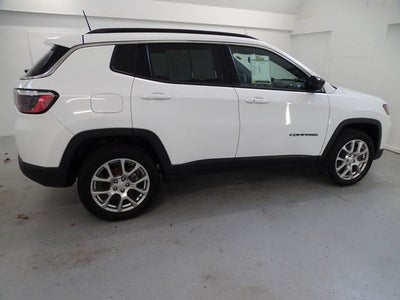 2023 Jeep Compass Latitude Lux