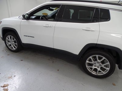 2024 Jeep Compass Latitude Lux