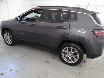 2024 Jeep Compass Latitude Lux