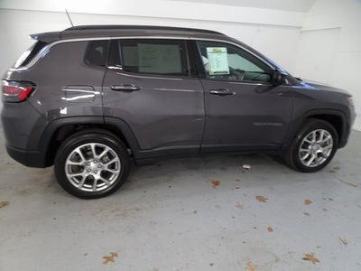 2024 Jeep Compass Latitude Lux