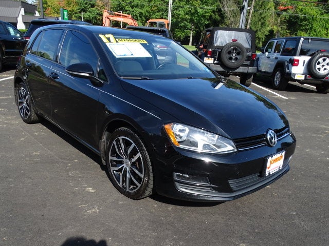 2017 Volkswagen Golf Wolfsburg