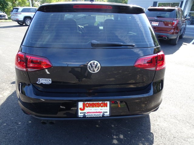 2017 Volkswagen Golf Wolfsburg