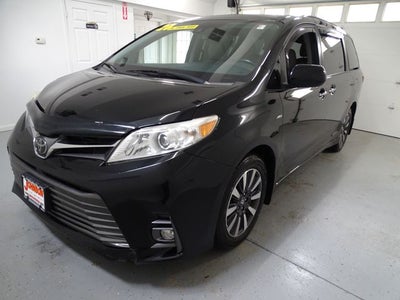 2020 Toyota Sienna XLE Premium 7 Passenger