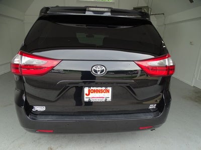 2020 Toyota Sienna XLE Premium 7 Passenger