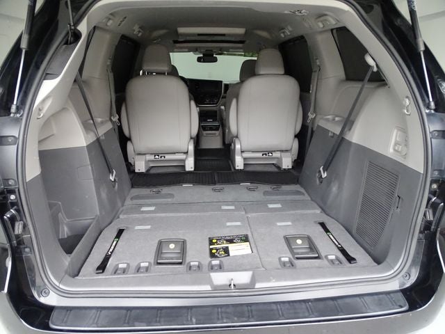 2020 Toyota Sienna XLE Premium 7 Passenger