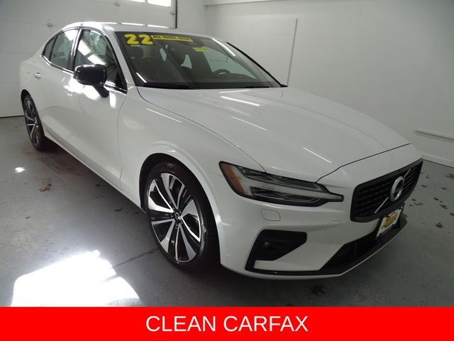 2022 Volvo S60 B5 Momentum