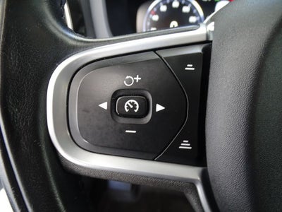 2022 Volvo S60 B5 Momentum