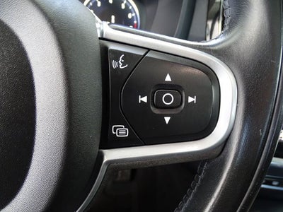 2022 Volvo S60 B5 Momentum