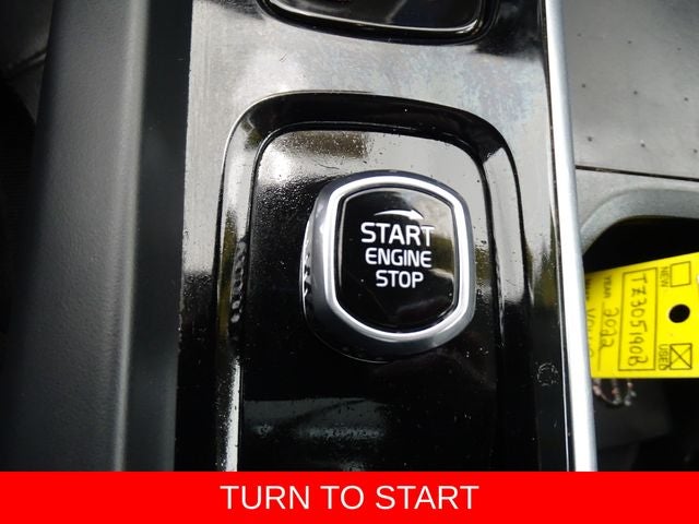 2022 Volvo S60 B5 Momentum