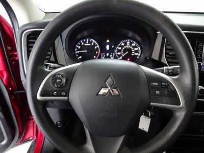 2020 Mitsubishi Outlander ES