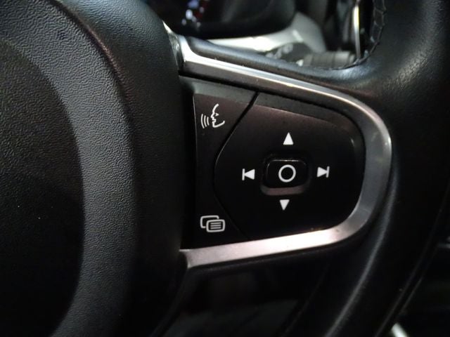 2018 Volvo XC60 T5 Momentum