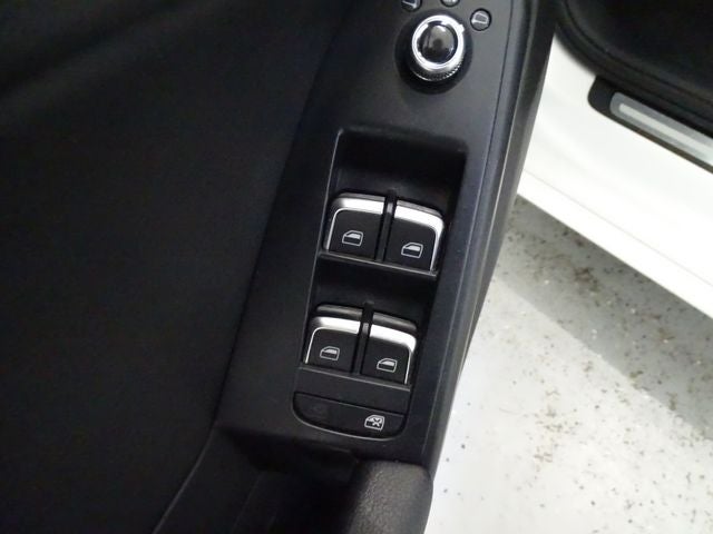 2016 Audi A4 2.0T Premium quattro