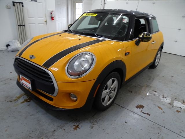 2017 MINI Cooper Base