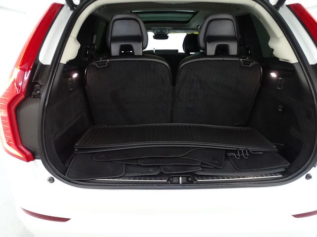 2023 Volvo XC90 B5 Core